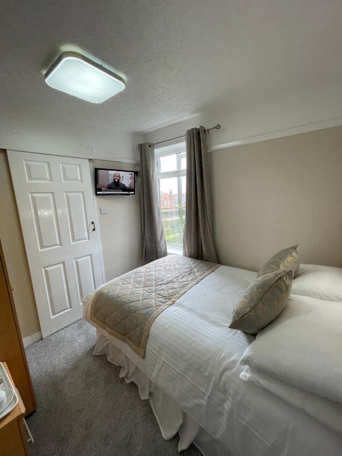 Oyo Queens Hotel, Skegness Exterior foto